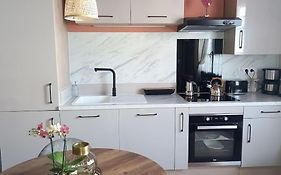 S'Gleina Gleck, In The Heart Of A Wine City, Charmant Studio 1 Piece Et 1 Salle De Bain